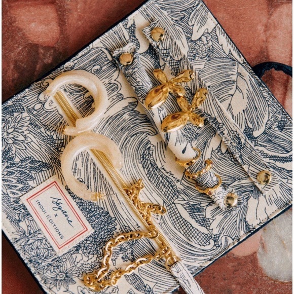 Sezane Jewelry - NEW Sezane & Inoui Editions Navy Blue Velvet Jewelry Travel Wrap Case
